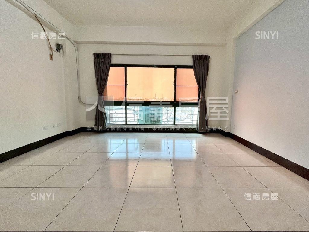 未來鄰近星巴克麥當勞金店房屋室內格局與周邊環境