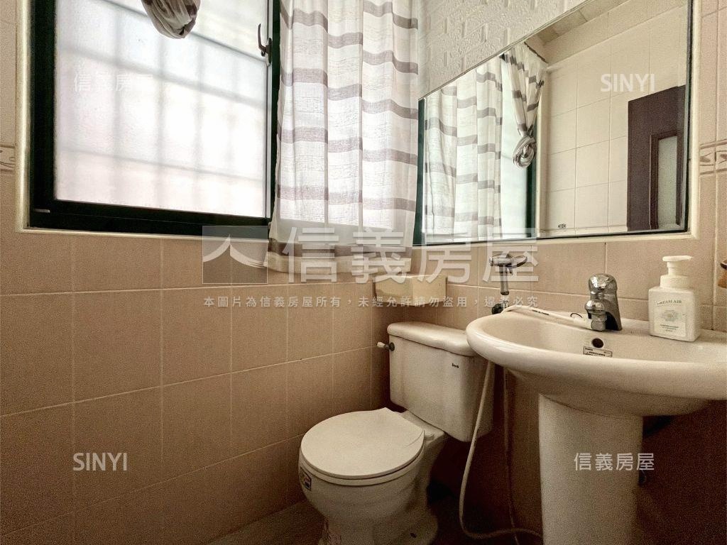 未來鄰近星巴克麥當勞金店房屋室內格局與周邊環境