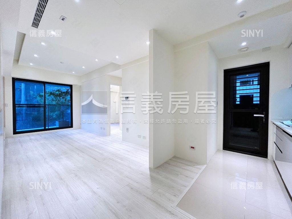 全新執美裝潢兩房平車房屋室內格局與周邊環境