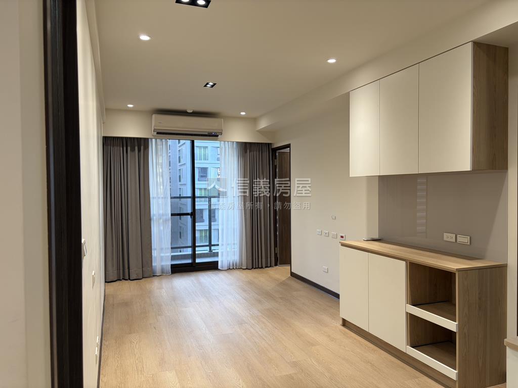國王三房裝潢美屋房屋室內格局與周邊環境