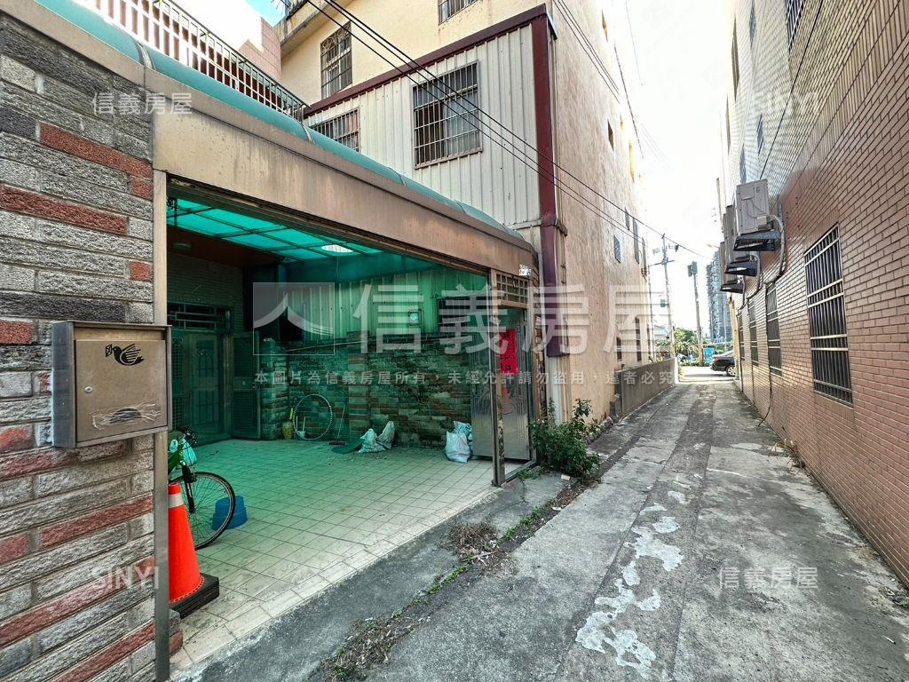 近港區藝術中心獨棟大透天房屋室內格局與周邊環境