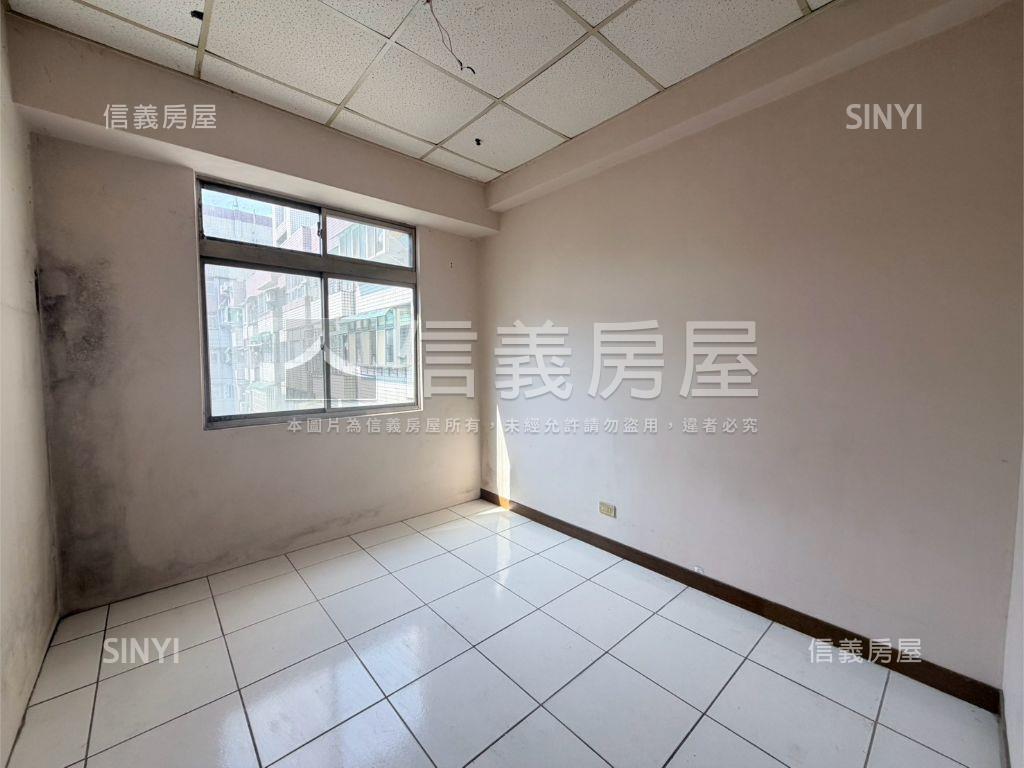 龍之鄉低總價學區三房房屋室內格局與周邊環境