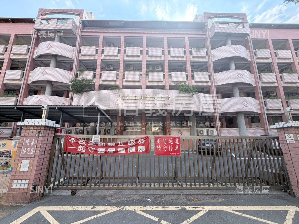 龍之鄉低總價學區三房房屋室內格局與周邊環境