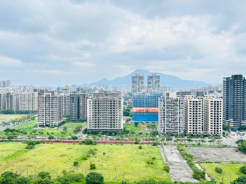 海洋都心２裝潢３房房屋室內格局與周邊環境