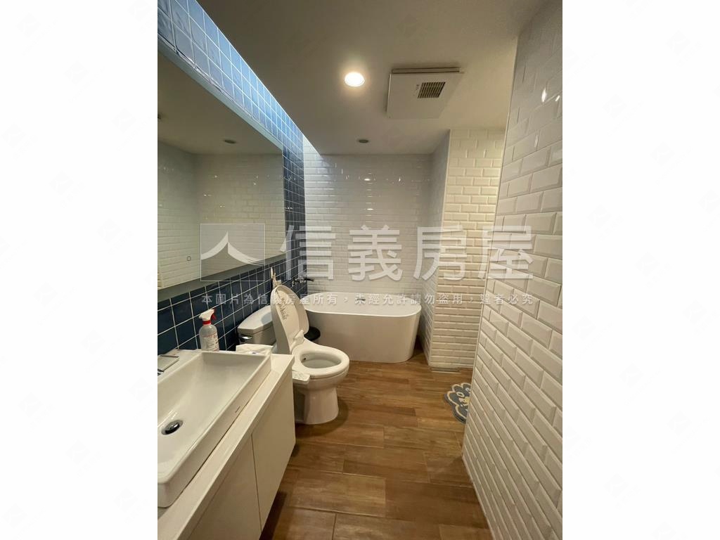 博愛學區稀有國泰三樓房屋室內格局與周邊環境