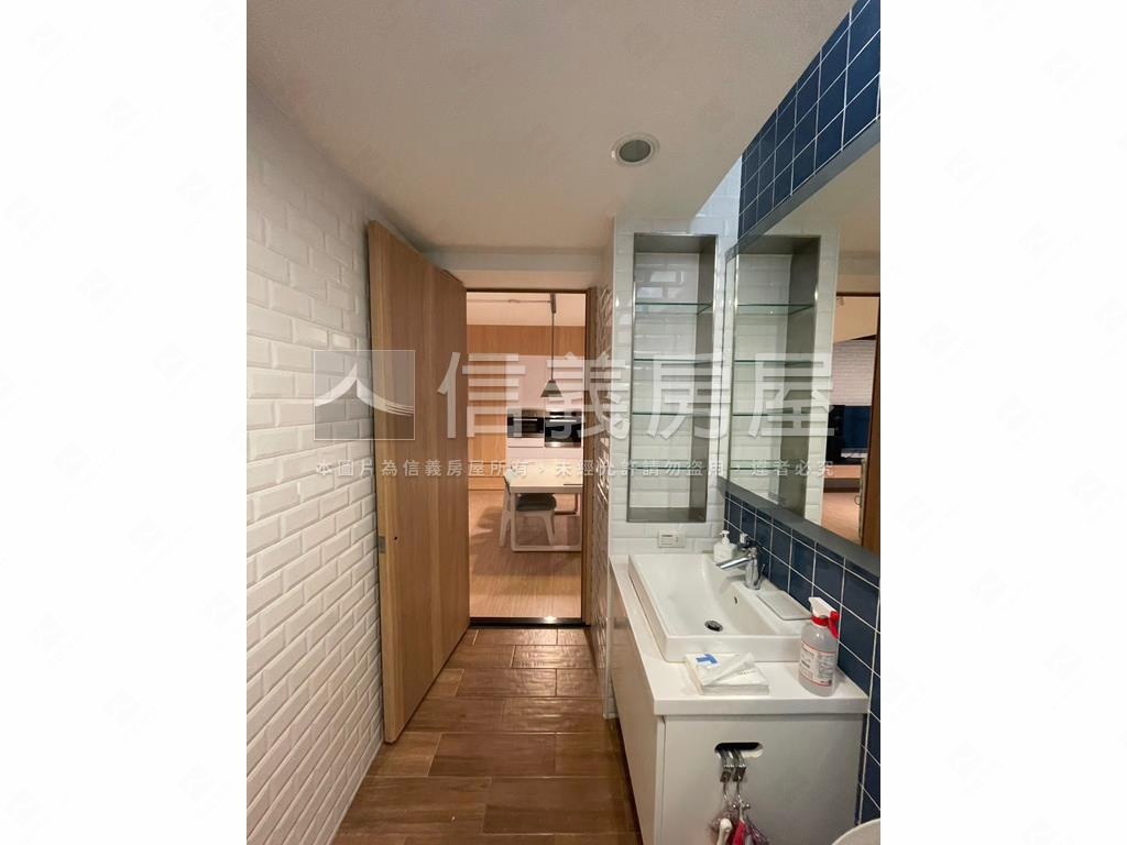 博愛學區稀有國泰三樓房屋室內格局與周邊環境