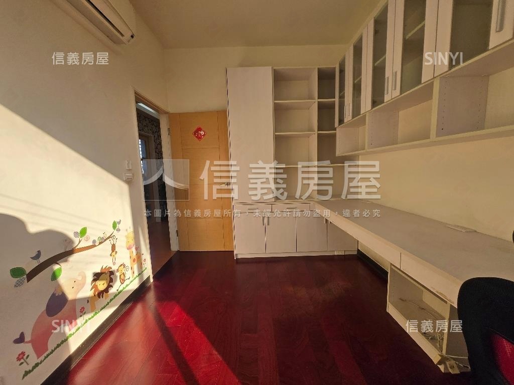 頂溪永安捷運紐約蘇活兩房房屋室內格局與周邊環境