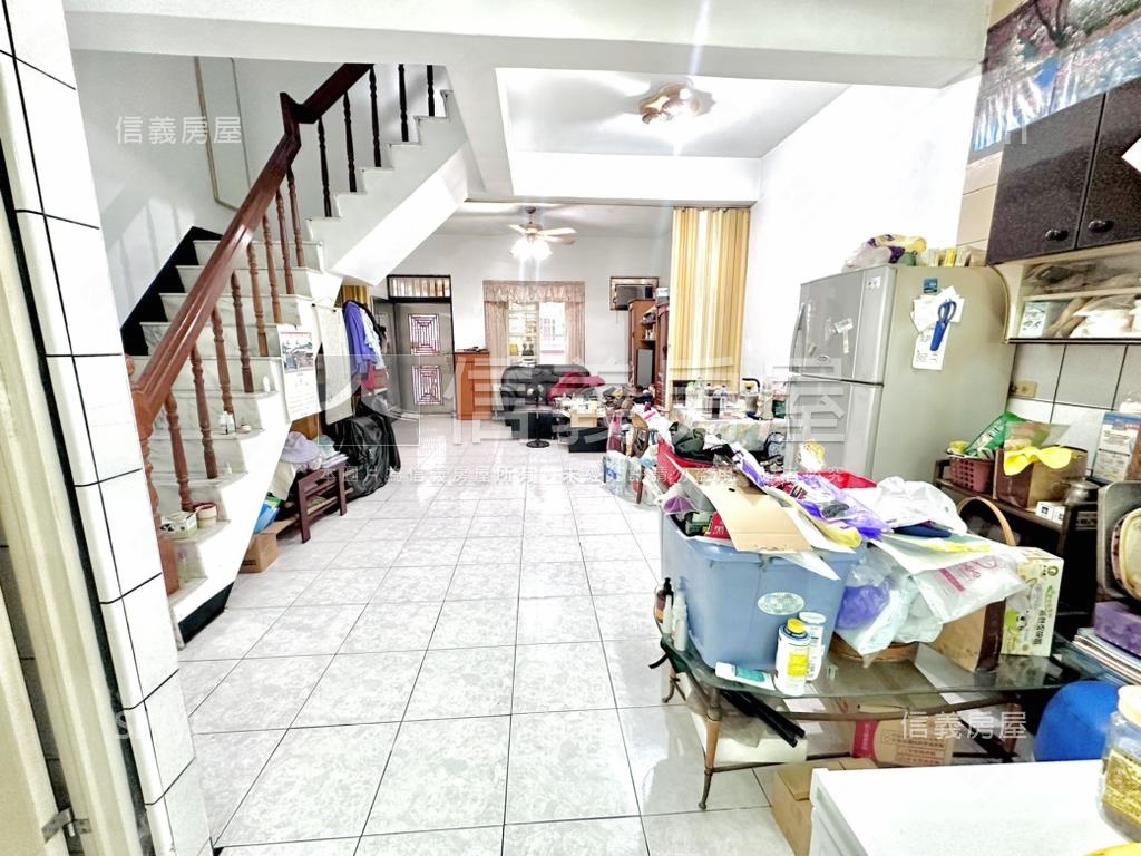 仁武小資成家低總價透天房屋室內格局與周邊環境