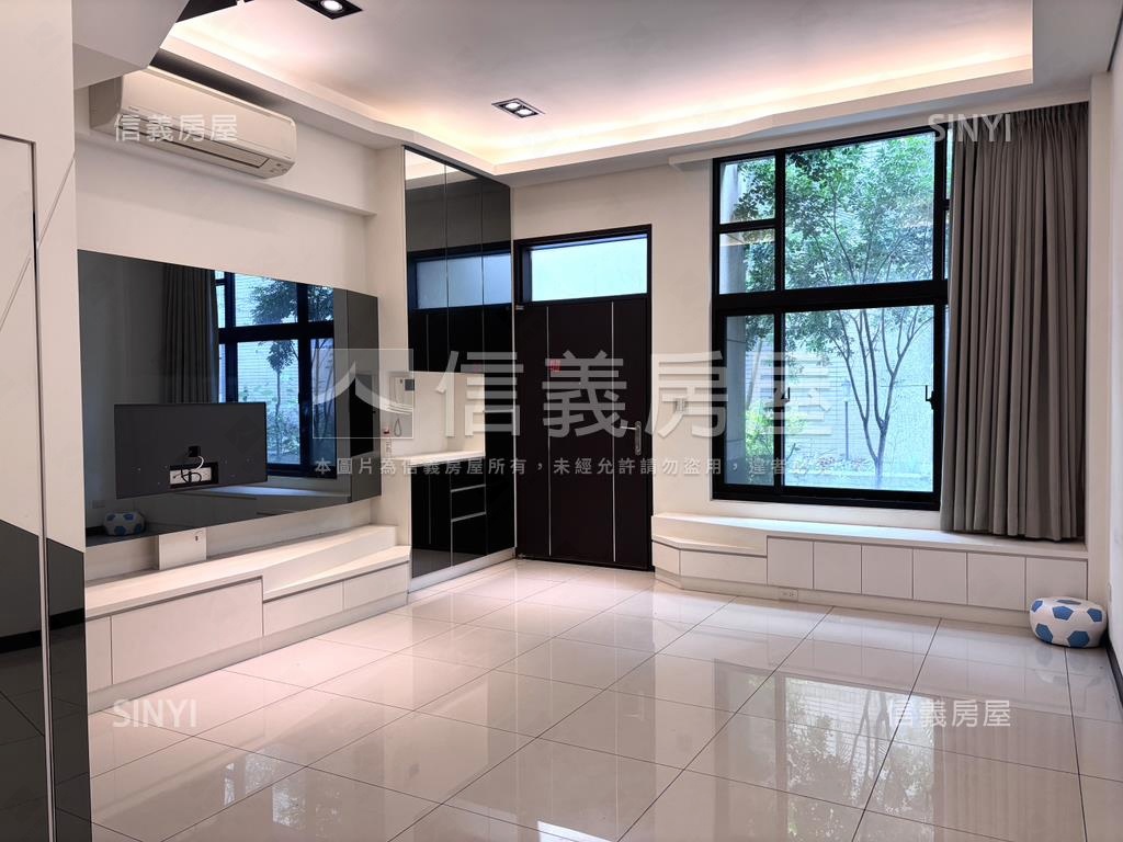 獨棟車庫透天有管理房屋室內格局與周邊環境