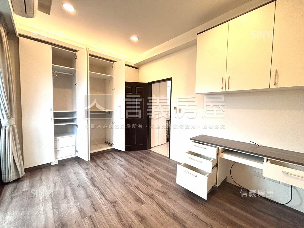 獨棟車庫透天有管理房屋室內格局與周邊環境