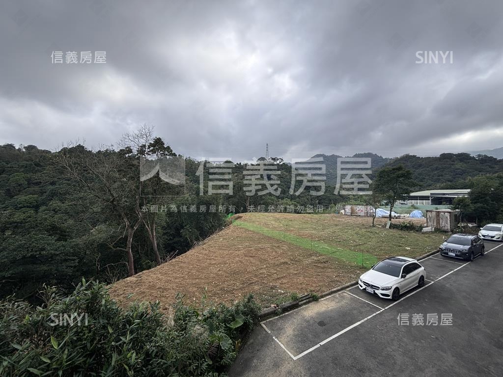 獨棟車庫透天有管理房屋室內格局與周邊環境