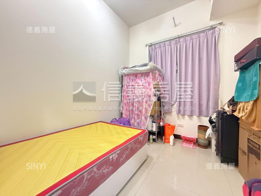光灩３房車位房屋室內格局與周邊環境