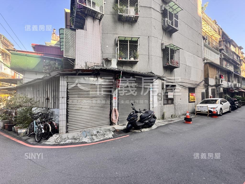 新埔捷運邊間大空間一樓房屋室內格局與周邊環境