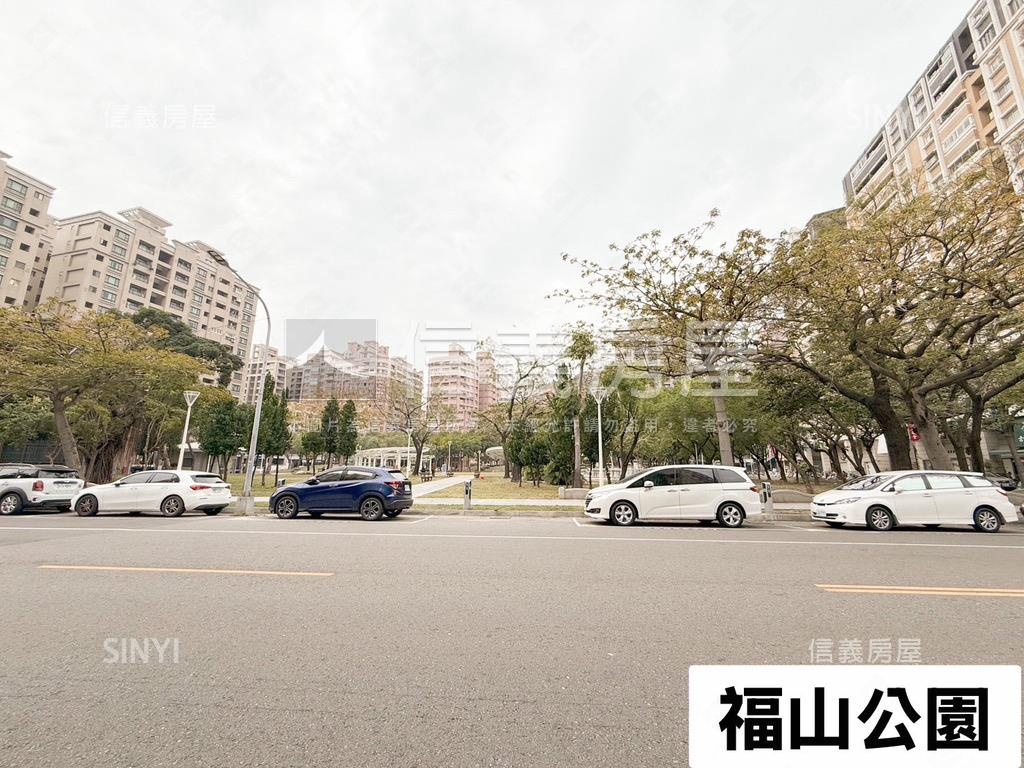 雲曜鼎中美三房平車房屋室內格局與周邊環境