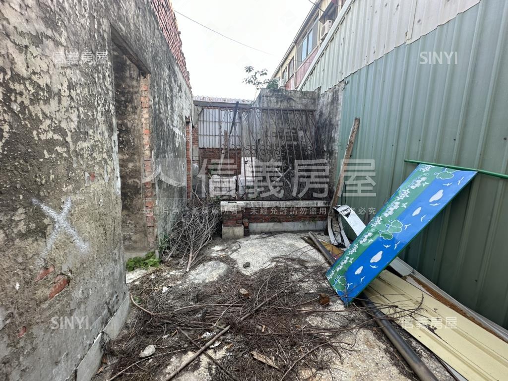 近東區｜創意ＤＩＹ透天房屋室內格局與周邊環境