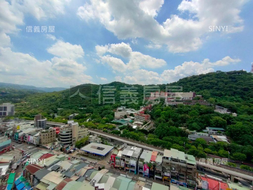 高樓美景。圓山一號院房屋室內格局與周邊環境