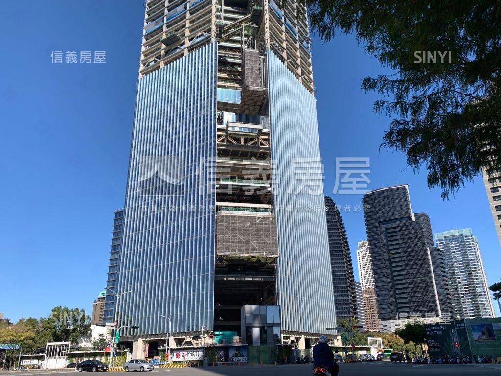市政新銳Ａ７三房兩衛平車房屋室內格局與周邊環境