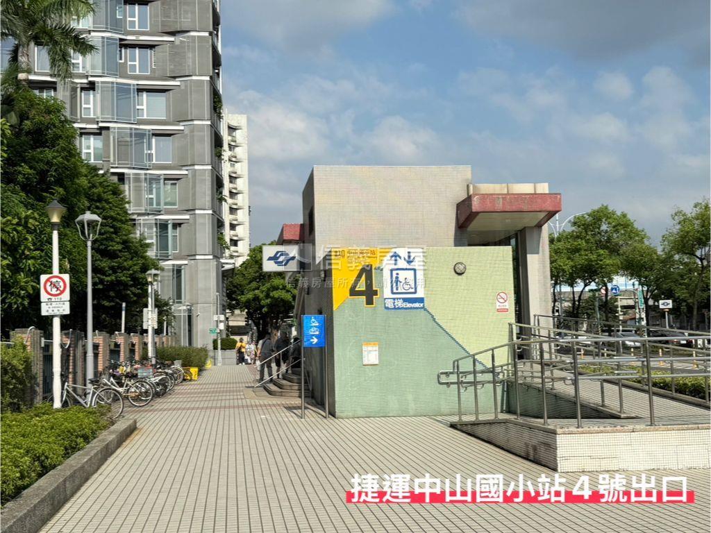 中山國小美屋有陽台房屋室內格局與周邊環境