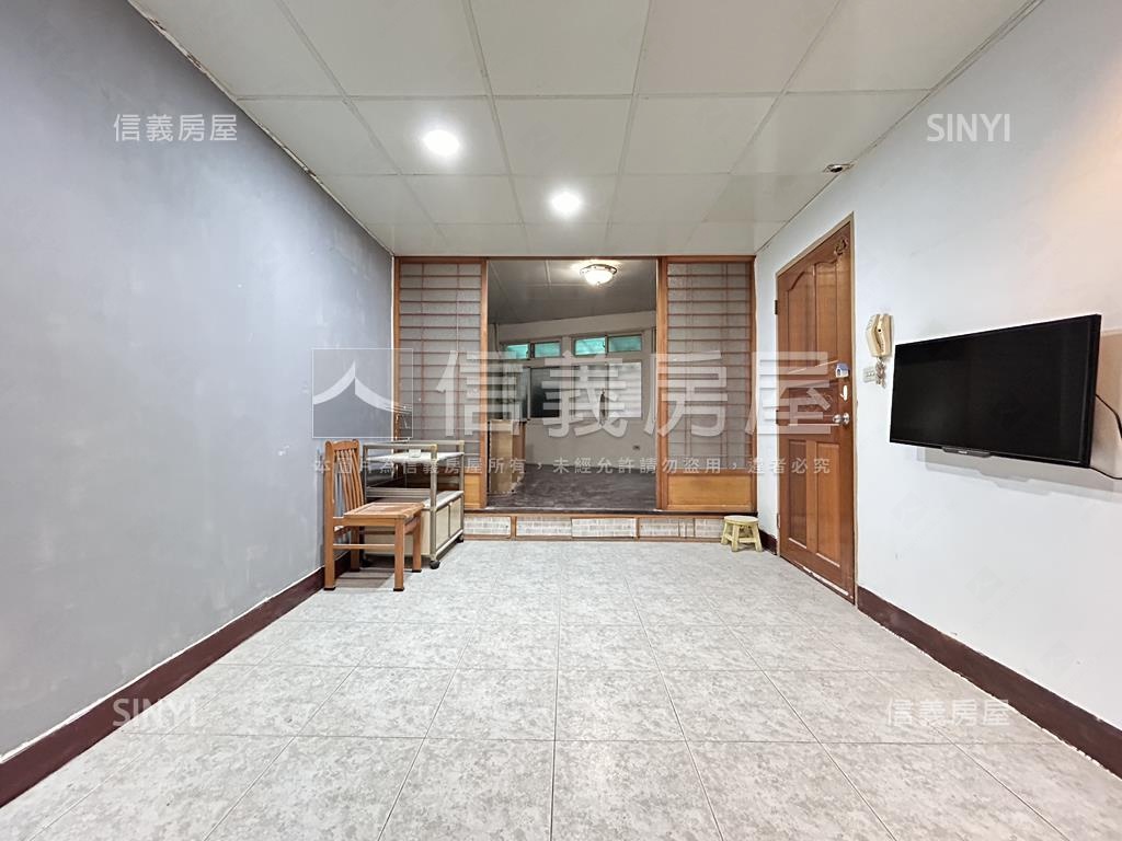 捷運美宅公寓２樓房屋室內格局與周邊環境