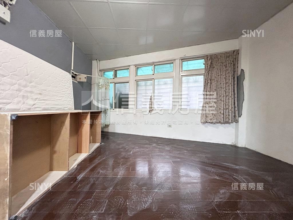 捷運美宅公寓２樓房屋室內格局與周邊環境