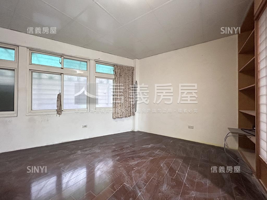捷運美宅公寓２樓房屋室內格局與周邊環境