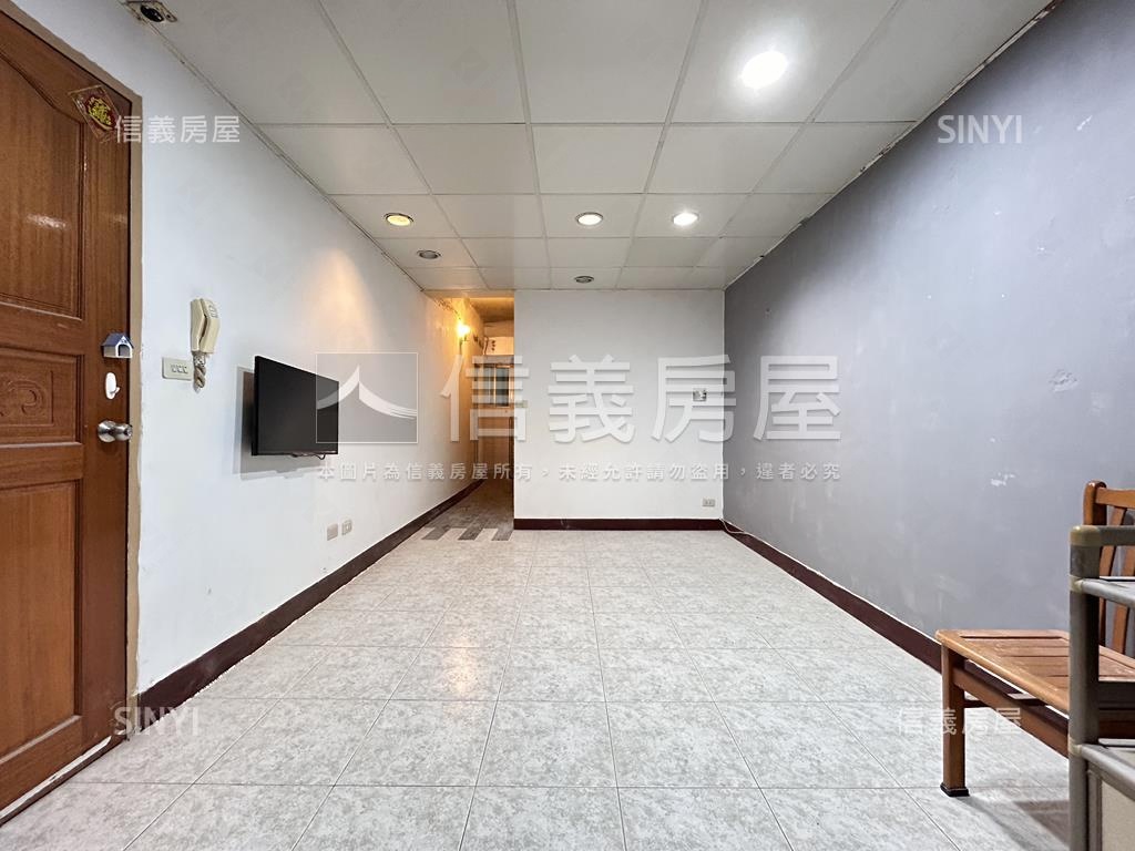 捷運美宅公寓２樓房屋室內格局與周邊環境