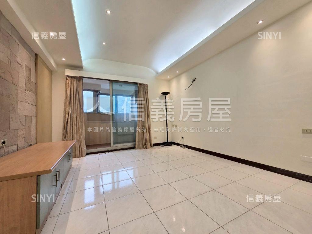 絢陽河景水都四房大坡平房屋室內格局與周邊環境
