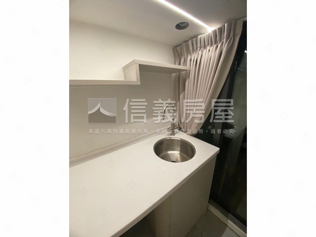 崇倫北街收租三樓４套房屋室內格局與周邊環境