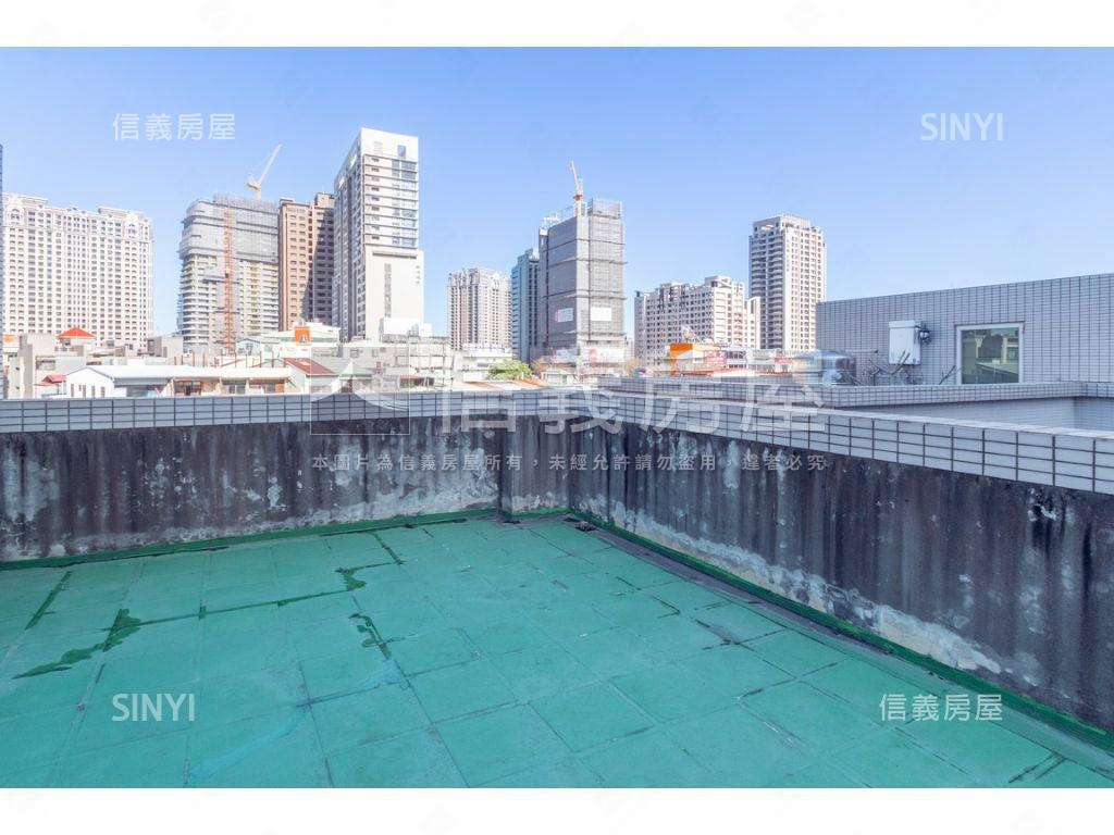 秋紅谷邊間大地坪別墅房屋室內格局與周邊環境