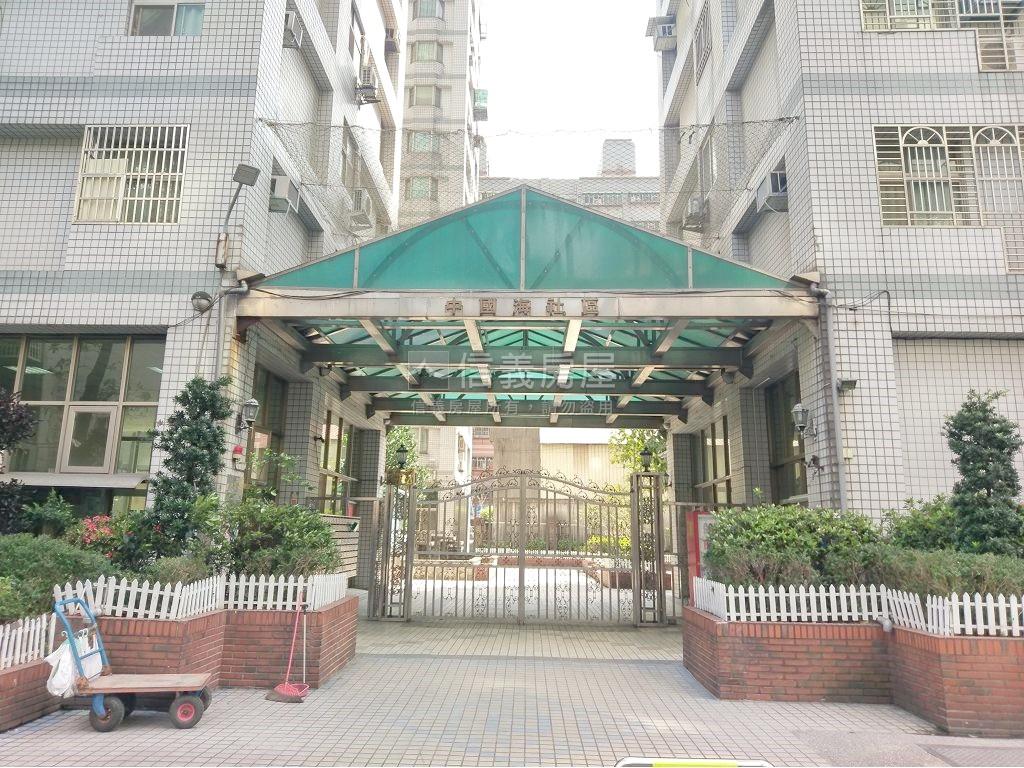 西盛精美典雅三房附車位房屋室內格局與周邊環境