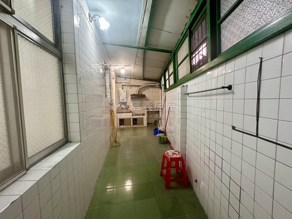 專任！膝蓋救星低總價一樓房屋室內格局與周邊環境