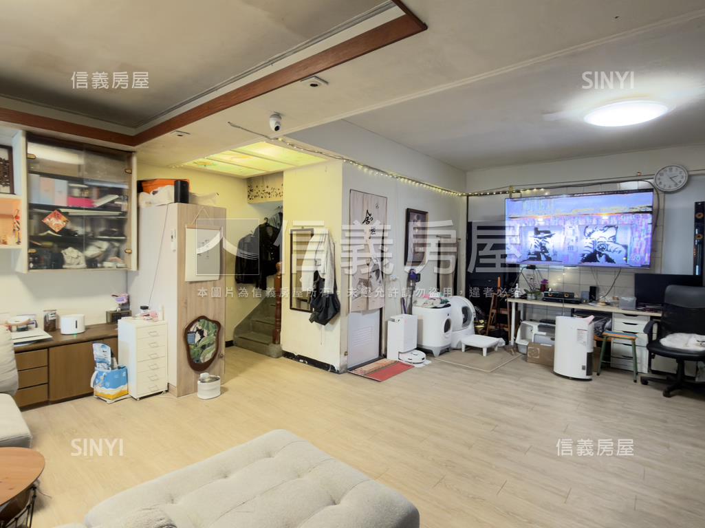 烏日大地坪臨路透天房屋室內格局與周邊環境