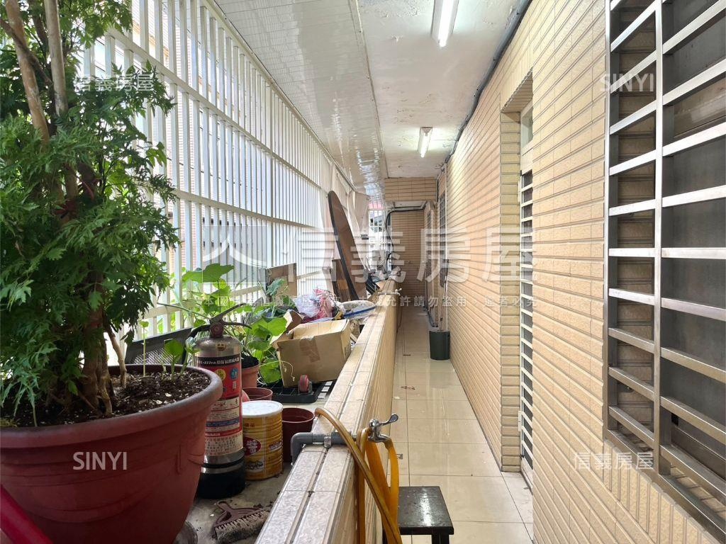 蘆洲稀有承重廠房釋出房屋室內格局與周邊環境