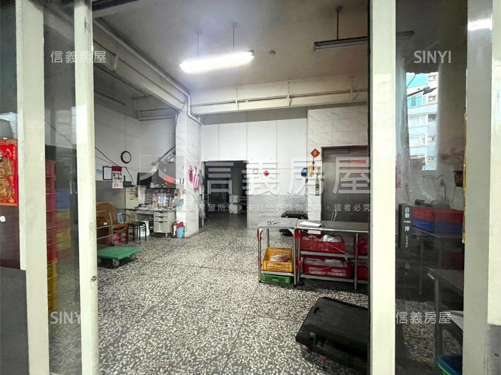 蘆洲稀有承重廠房釋出房屋室內格局與周邊環境