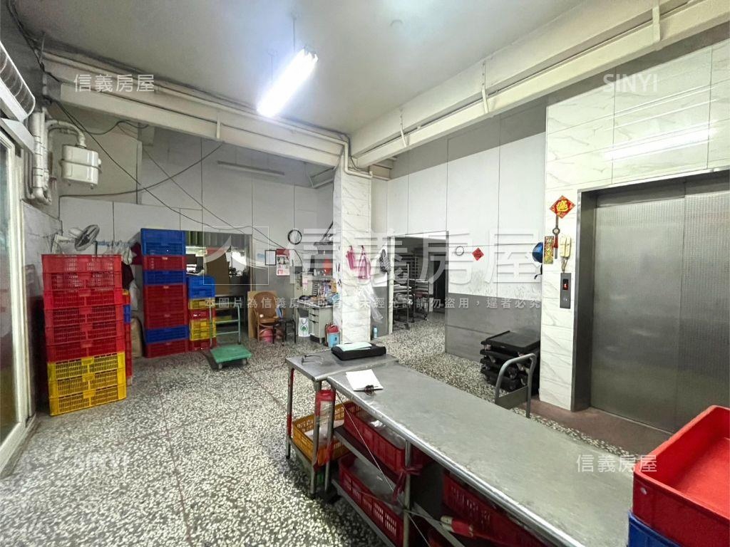 蘆洲稀有承重廠房釋出房屋室內格局與周邊環境