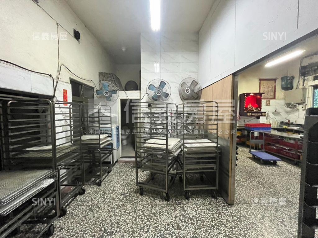 蘆洲稀有承重廠房釋出房屋室內格局與周邊環境