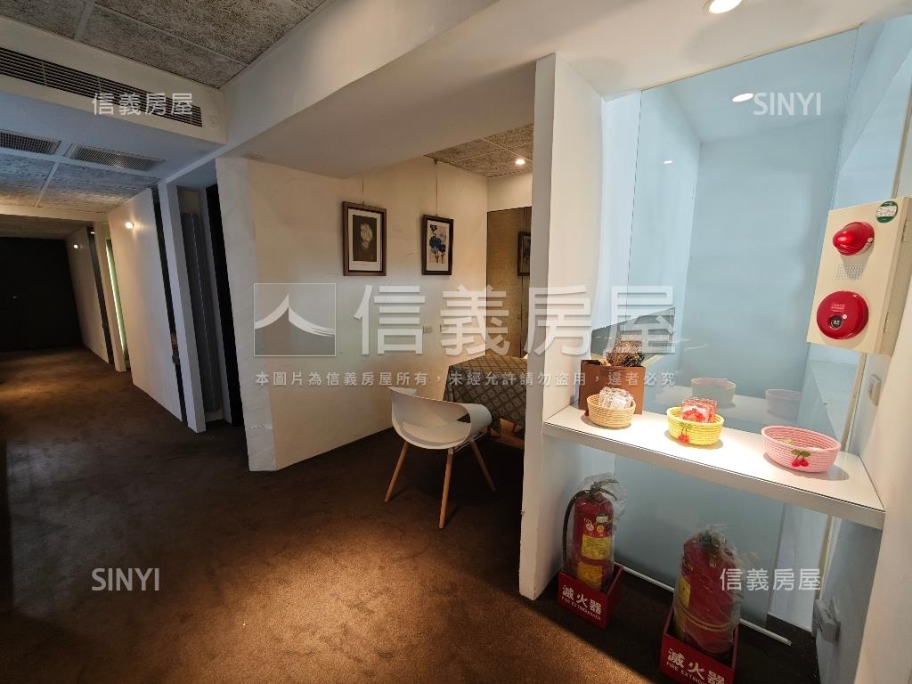 南京東路五段店面房屋室內格局與周邊環境