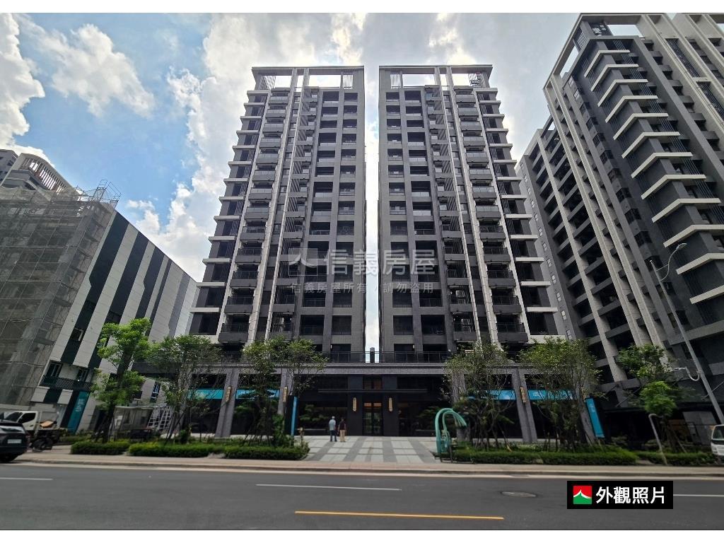 稀有全新交屋筑岳溫馨兩房房屋室內格局與周邊環境
