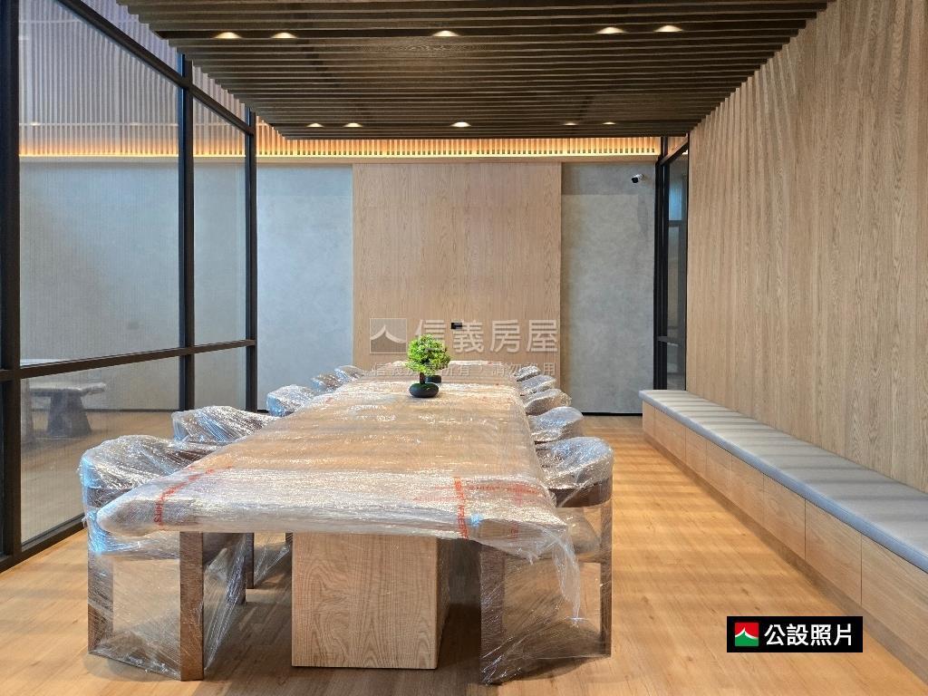 稀有全新交屋筑岳溫馨兩房房屋室內格局與周邊環境