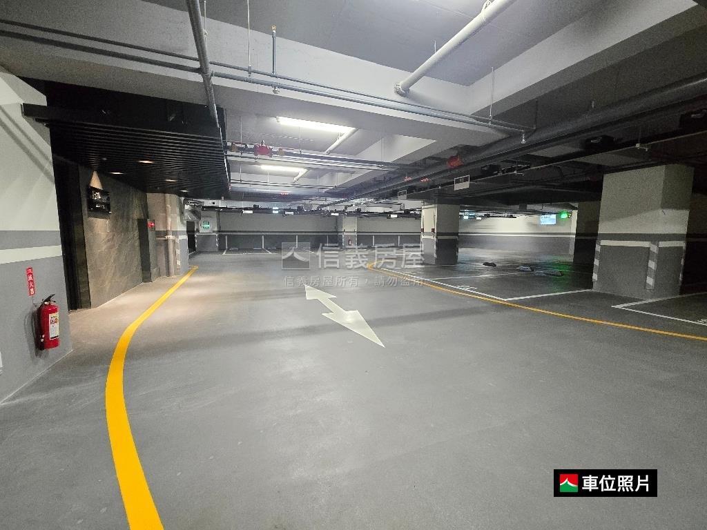 稀有全新交屋筑岳溫馨兩房房屋室內格局與周邊環境