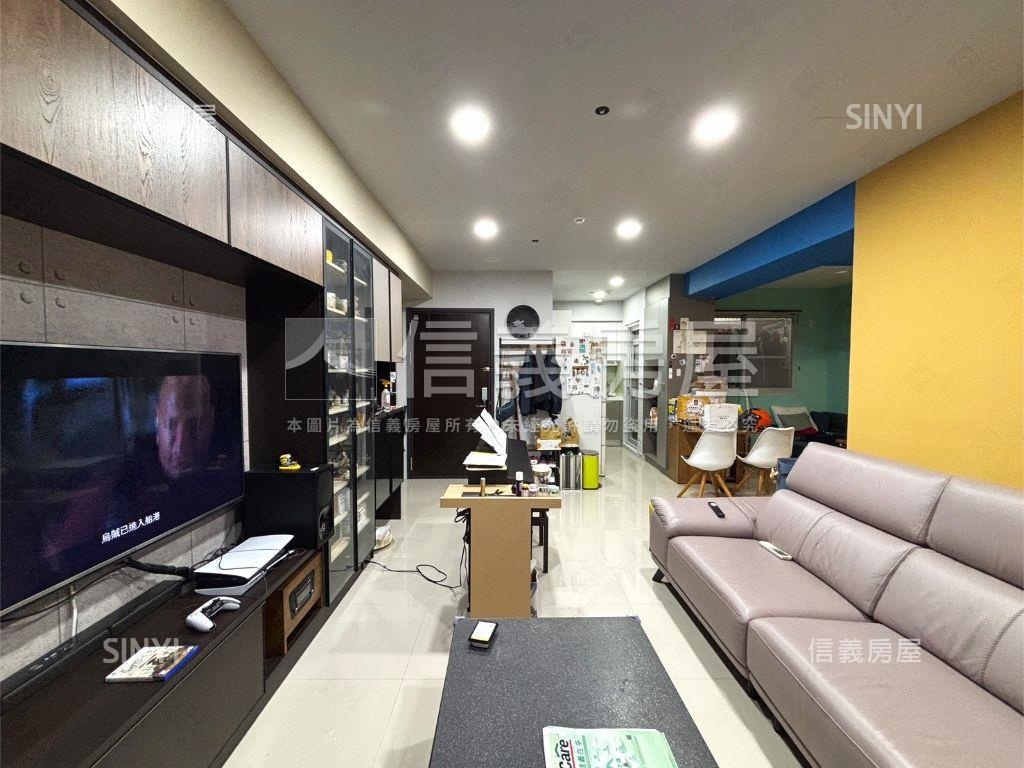 水舞集高樓層３房平車房屋室內格局與周邊環境