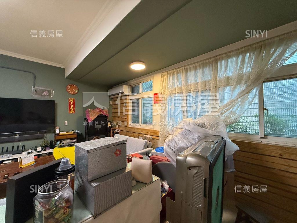 近四號公園活巷公寓三樓房屋室內格局與周邊環境