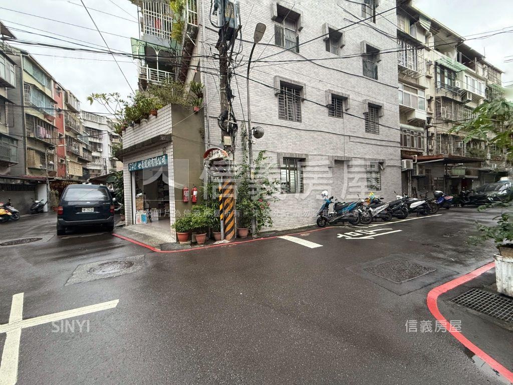 近四號公園活巷公寓三樓房屋室內格局與周邊環境