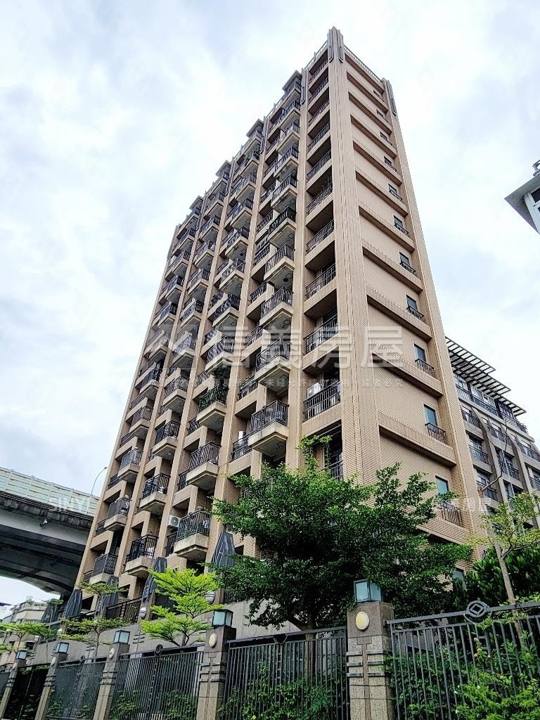 璀璨面靜巷溫馨居房屋室內格局與周邊環境