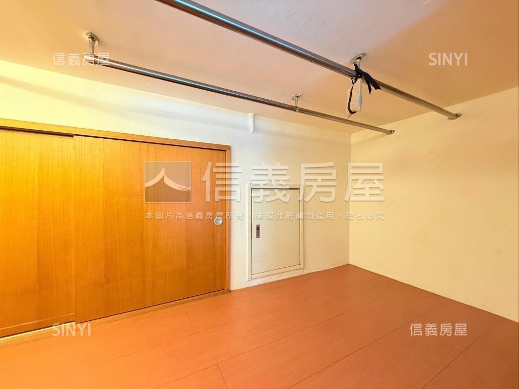 璀璨面靜巷溫馨居房屋室內格局與周邊環境