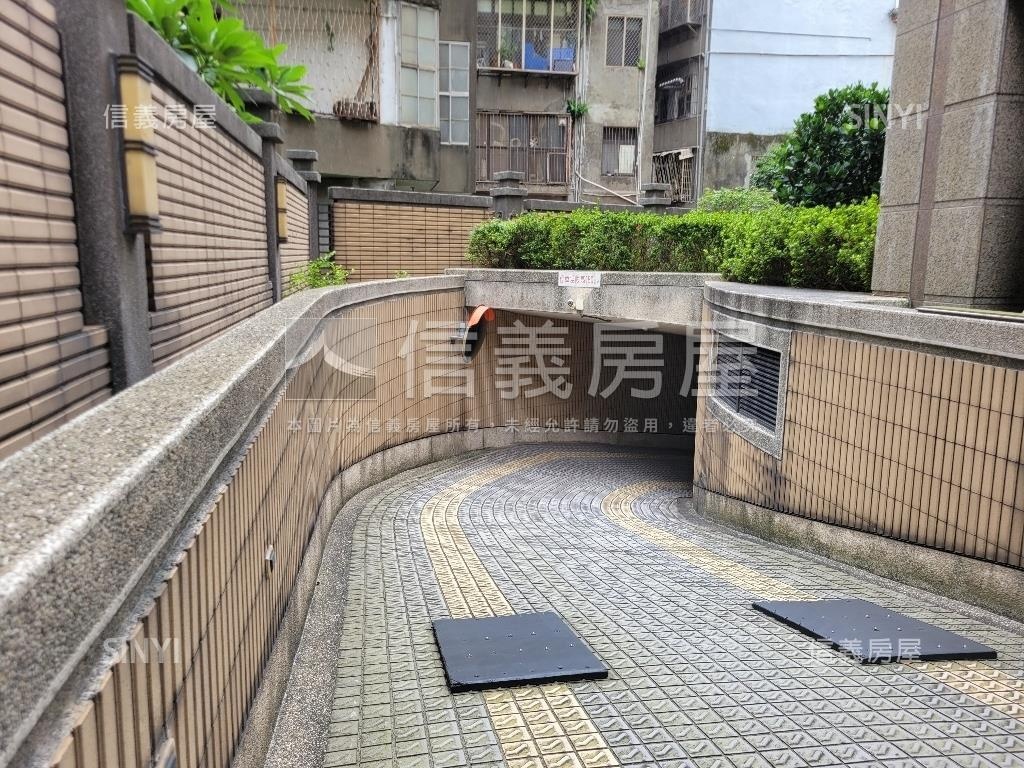 璀璨面靜巷溫馨居房屋室內格局與周邊環境