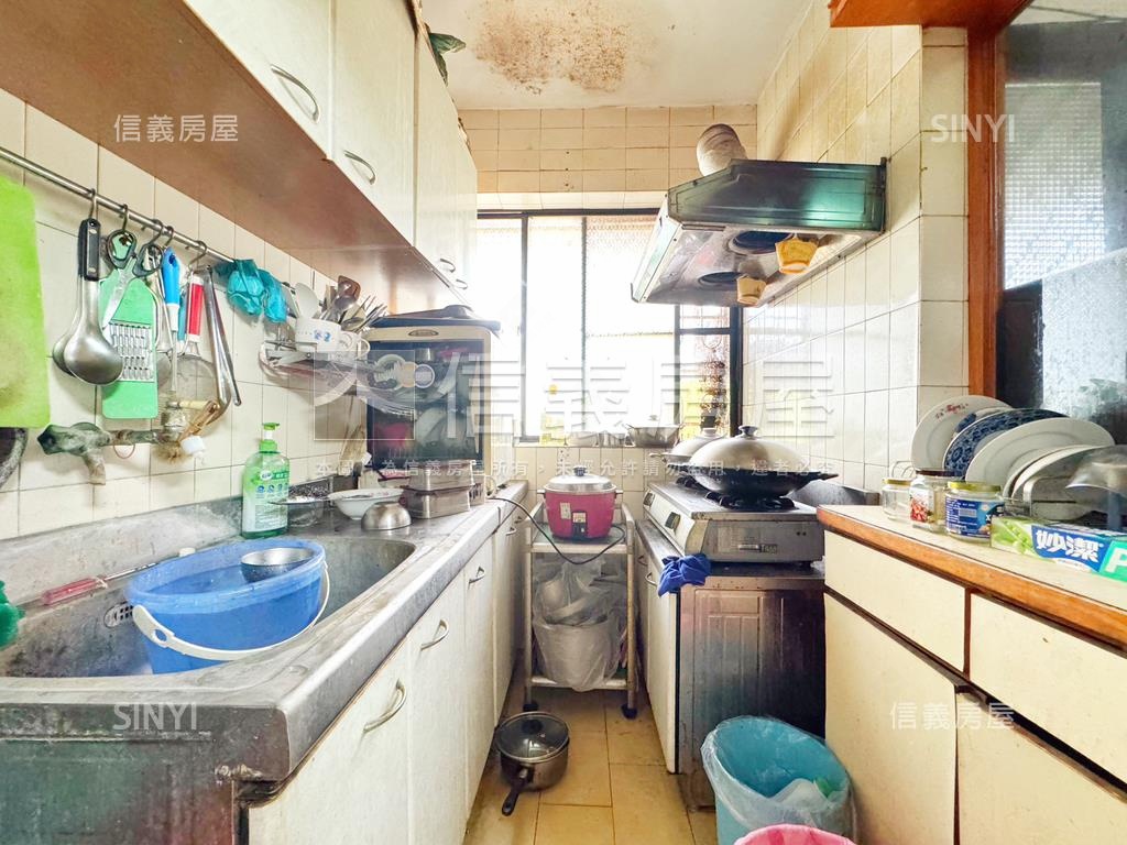 角窗雙面光‧後驛搶眼店住房屋室內格局與周邊環境