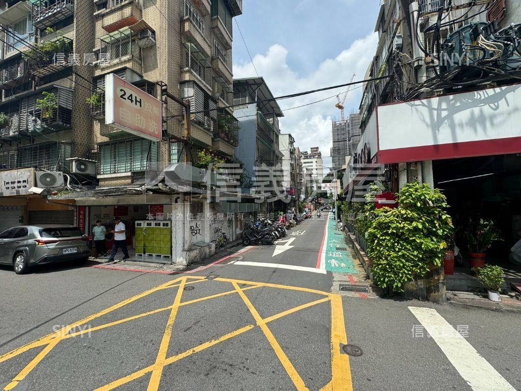 北車精美套房房屋室內格局與周邊環境