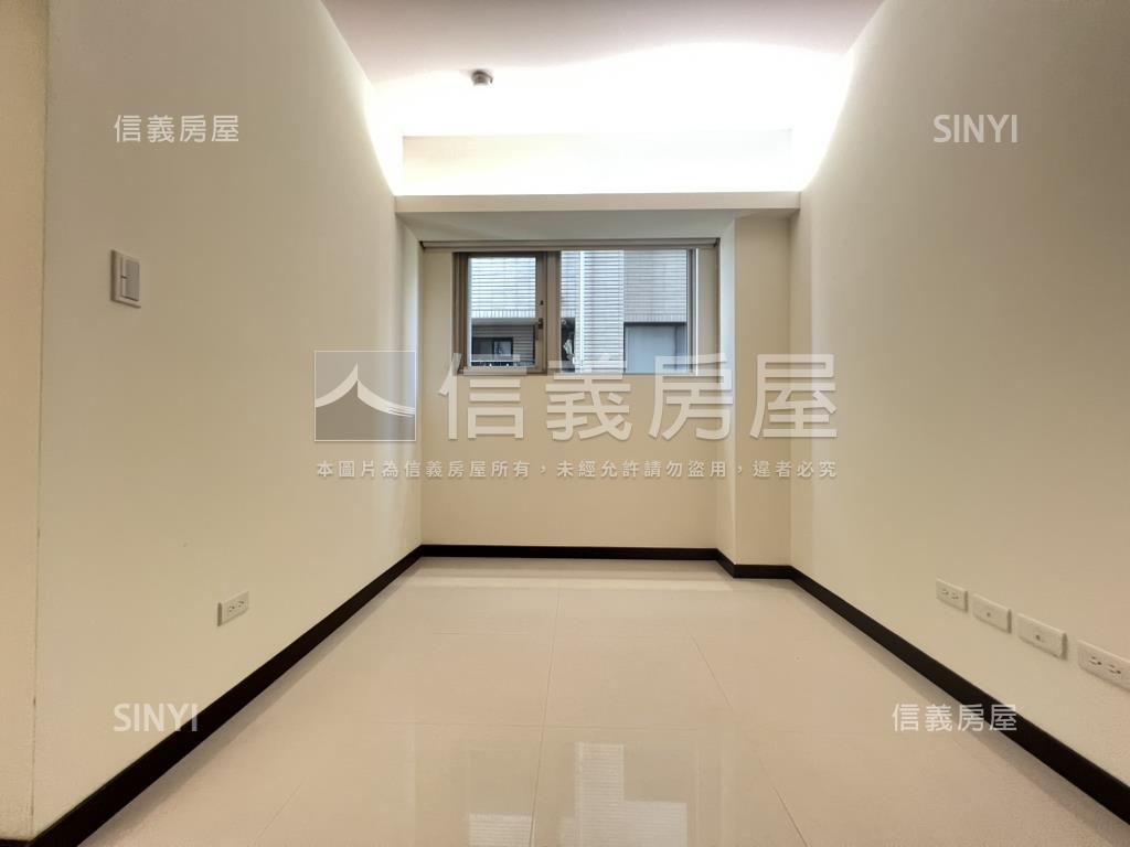 ［甲子園］中高樓三房車位房屋室內格局與周邊環境