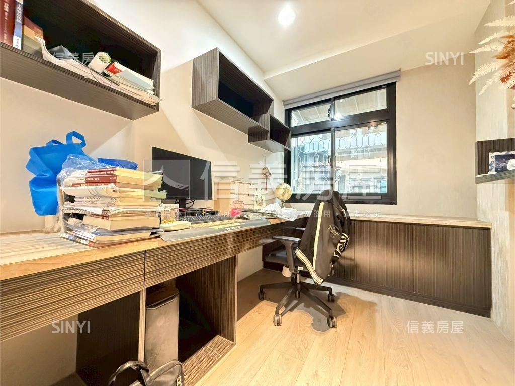 逢甲２房＋１室裝潢首選房屋室內格局與周邊環境